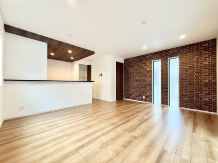 ���r���O�@���������났�ƏΊ炪�W�܂�A�S���܂郊�r���O