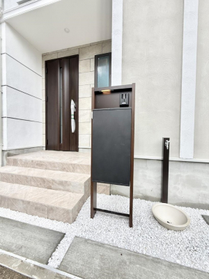 ���̑����ρ@�ݔ����s�ݎ��ł��ו����󂯎���֗��ȑ�z�{�b�N�X