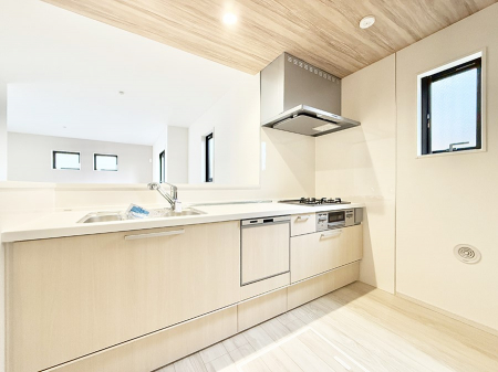 ���ӊ��@�X�[�p�[ 800m �O�����V�e�B ���������q�X