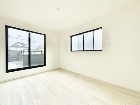 �q�������@����