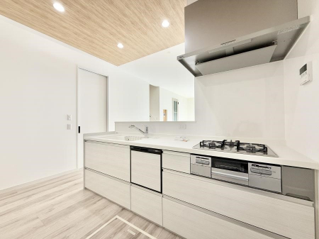 �L�b�`���@�������Ƒ����J��[�߂�A������̂���L�b�`��