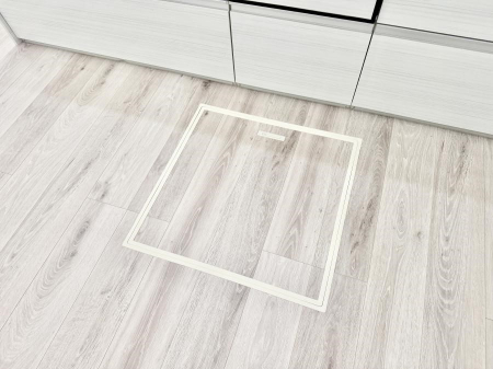 ���̑����ρ@�ݔ����B�ꂽ���[�X�y�[�X�ŉƑS�̂��X�b�L��