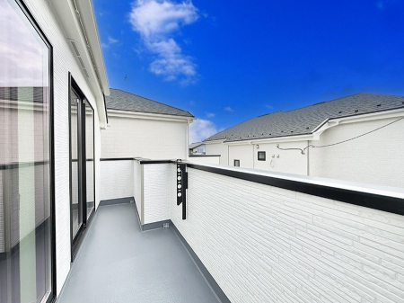 oRj[@ G߂̈ڂ낢JIȋԂł