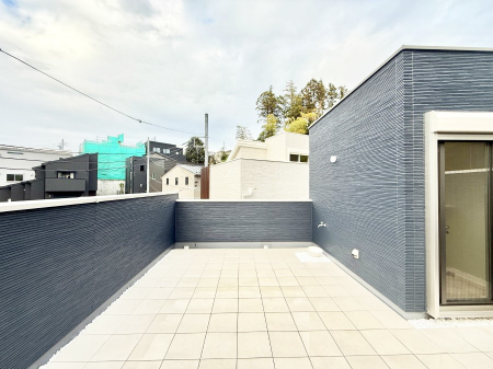 oRj[@ G߂̈ڂ낢JIȋԂł