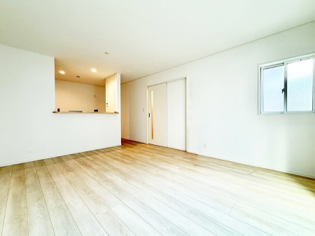 rO@Cɓ̏ꏊŁÂтƂԂ