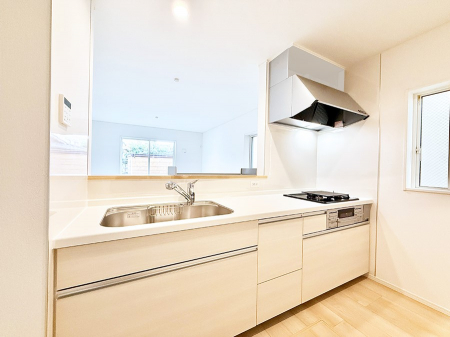 Lb`@ƑƂȂAR~jP[V̏