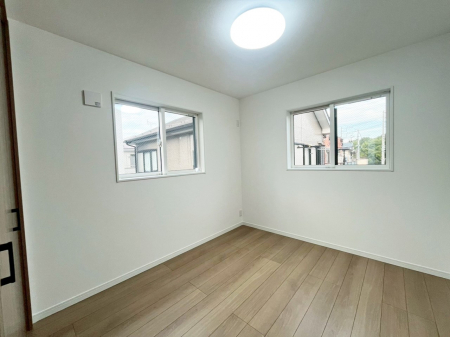 ̑ρ@F̂ŉ₩ȎԂy߂܂