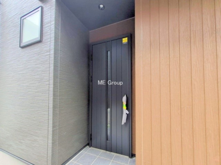 ց@O