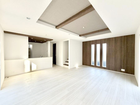 ���r���O�@���������났�ƏΊ炪�W�܂�A�S���܂郊�r���O