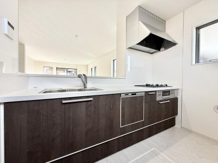 �L�b�`���@���������y���݂ƐH�ׂ�K����͂���L�b�`��