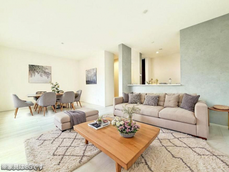 ���r���O�@���������R�Ɖ�b�����܂��A�S�n�悢�ЂƂƂ�