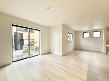 ���r���O�@�������V���v���������ґ�A��؂Ȑl�Ɖ߂����S���قǂ�����