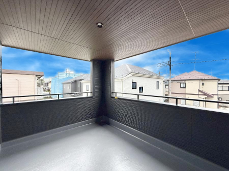 oRj[@ G߂̈ڂ낢JIȋԂł