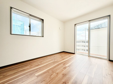 ̑ρ@F̂ŉ₩ȎԂy߂܂