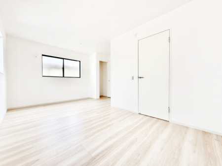 �Q���@���������̔z�u��ʋC���̗ǂ��݌v�ŕ����̋�C�������炸�A��ɐV�N�ȋ�C������܂�