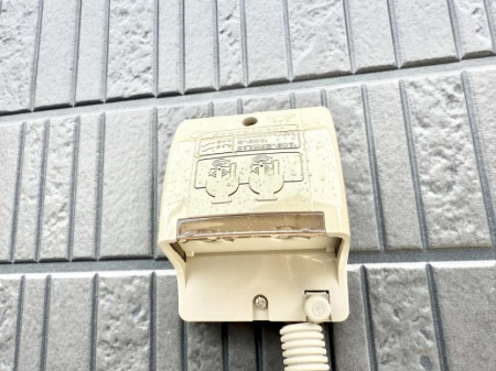 ���̑����ρ@�ݔ������O�ɓd���R���Z���g������΁A�������@�ő���O�ǂ�|������ȂǕ֗��ł��B