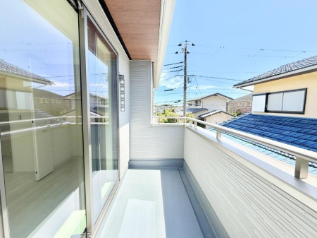 oRj[@ G߂̈ڂ낢JIȋԂł