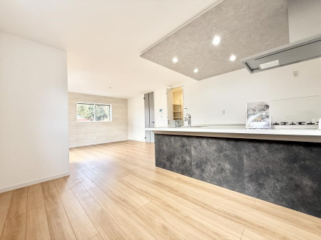 ���r���O�@�������V���v���������ґ�A��؂Ȑl�Ɖ߂����S���قǂ�����