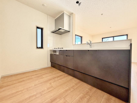 �L�b�`���@���������y���݂ƐH�ׂ�K����͂���L�b�`��