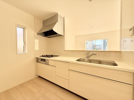 �L�b�`���@�������L���C�ɕЕt���A�g���₷���L�b�`��