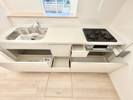 �L�b�`���@�������A�C�f�A�L����A�N���G�C�e�B�u�ȗ������