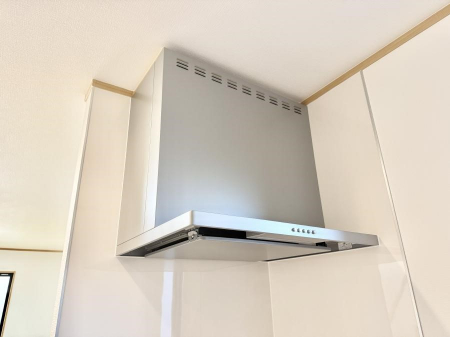 ���̑����ρ@�ݔ����t�[�h�ɕ����Ă���ׁA���������C��ɗU������A�����I�ɔr�����ł��܂�