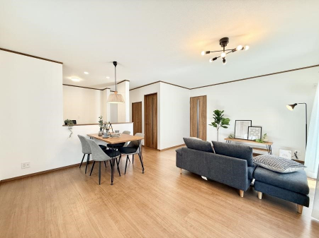 ���r���O�@�������Ƒ��̎��Ԃ��ʂ�A���K�Ŗ��������