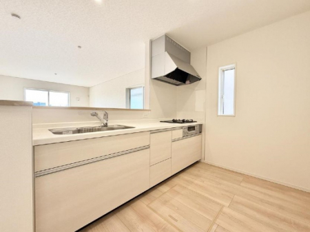 �L�b�`���@�������Ƒ����J��[�߂�A������̂���L�b�`��