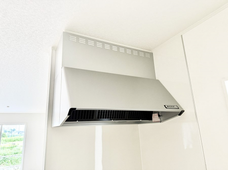 ���̑����ρ@�ݔ����������̏��C����������C��ɗU������A�����I�ɔr�����ł��܂��B