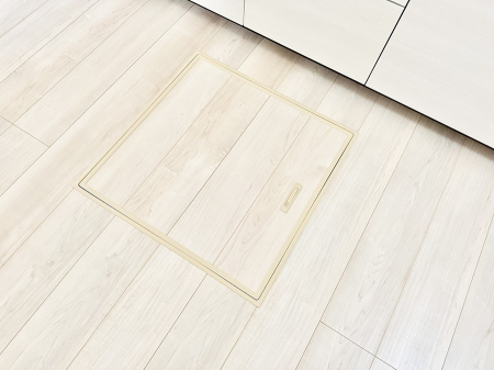 ̑ρ@ݔBꂽ[Xy[XŉƑŜXbL