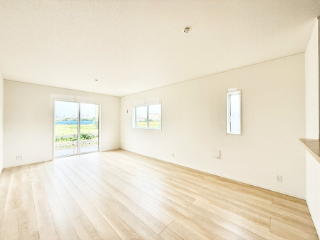 rO@났ƏΊ炪W܂AS܂郊rO