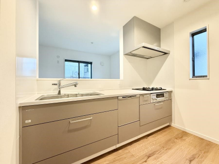 Lb`@ƑƂȂAR~jP[V̏