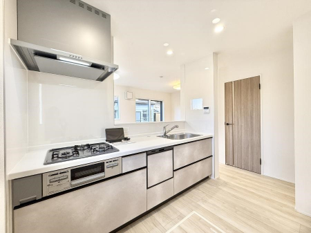 �L�b�`���@�������L���C�ɕЕt���A�g���₷���L�b�`��