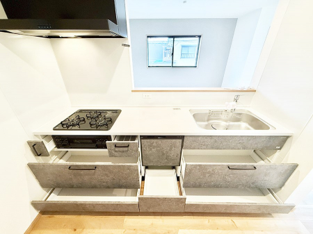 �L�b�`���@�������A�C�f�A�L����A�N���G�C�e�B�u�ȗ������