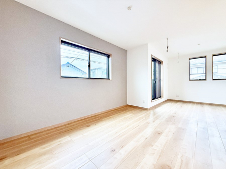 ���r���O�@���������났�ƏΊ炪�W�܂�A�S���܂郊�r���O