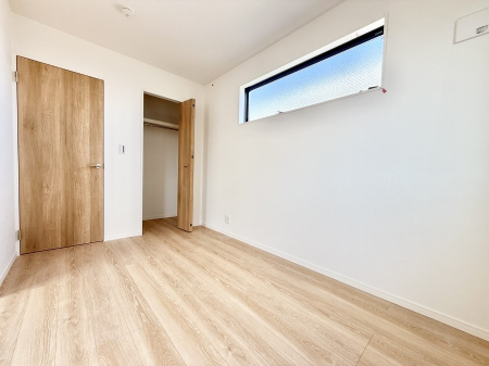 �Q���@�������Ƌ�����܂��z�u����΍L�X�Ƃ�����Ԃ��g�������₷���A�����b�N�X�������Ԃ��߂����܂�