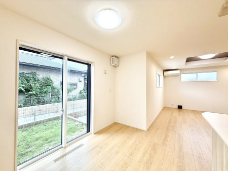 rO@Cɓ̏ꏊŁÂтƂԂ