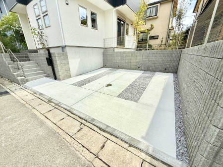 �@�O�ρ��J�[�X�y�[�X�L