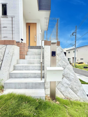 ց@Oρ Sn悢炵ւƂȂA