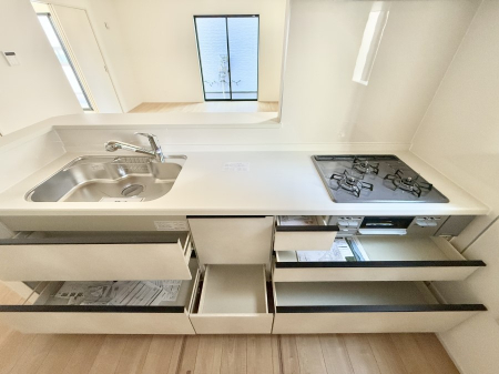 �L�b�`���@�������A�C�f�A�L����A�N���G�C�e�B�u�ȗ������