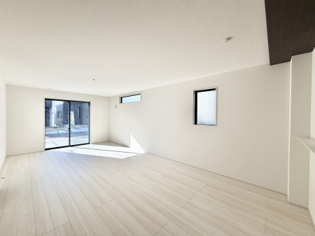 ���r���O�@�������V���v���������ґ�A��؂Ȑl�Ɖ߂����S���قǂ�����