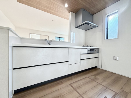 �L�b�`���@���������y���݂ƐH�ׂ�K����͂���L�b�`��