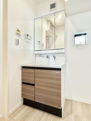 ���ʑ�E���ʏ��@���������̏������X���[�Y�ɂł���L���ł�