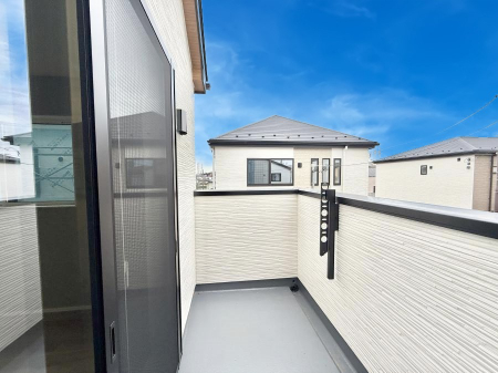 oRj[@ G߂̈ڂ낢JIȋԂł