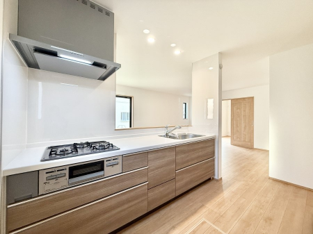 �L�b�`���@�������Ƒ����J��[�߂�A������̂���L�b�`��