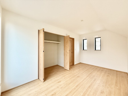 �Q���@���������̔z�u��ʋC���̗ǂ��݌v�ŕ����̋�C�������炸�A��ɐV�N�ȋ�C������܂�