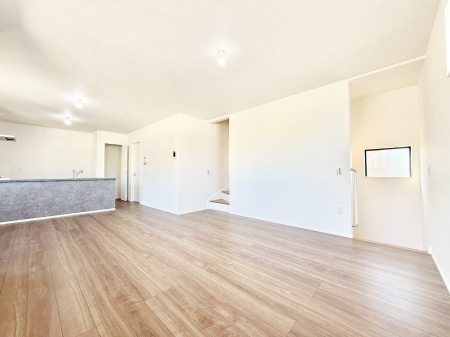 ���r���O�@���������R�Ɖ�b�����܂��A�S�n�悢�ЂƂƂ�