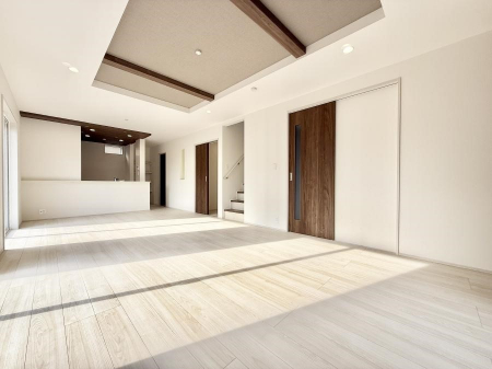 ���r���O�@�������Ƒ��̎��Ԃ��ʂ�A���K�Ŗ��������