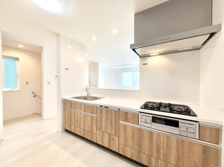 �L�b�`���@�������Ƒ����J��[�߂�A������̂���L�b�`��