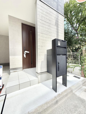 ���ց@�O�ρ� �V���v���Ŕ������A�Z�܂��̑���ۂ��ʂ錺�ւł�